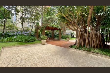 Apartamento para alugar com 181m², 3 quartos e 3 vagas Apartamento para alugar com 181m², 3 quartos e 3 vagasEntrada