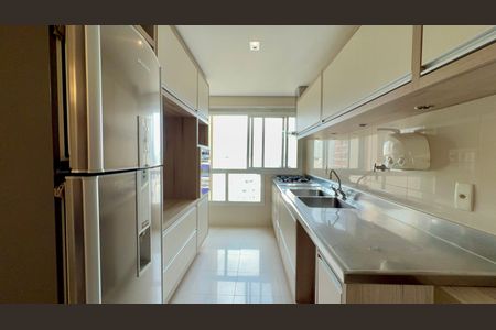 Apartamento para alugar com 181m², 3 quartos e 3 vagas Apartamento para alugar com 181m², 3 quartos e 3 vagasCozinha