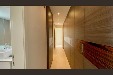 Apartamento para alugar com 181m², 3 quartos e 3 vagas Apartamento para alugar com 181m², 3 quartos e 3 vagasSuíte 3