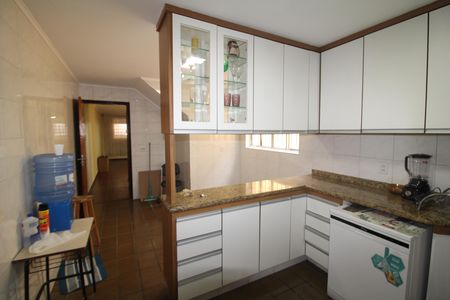 Casa para alugar com 125m², 5 quartos e 2 vagasCozinha