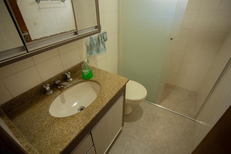 Casa para alugar com 125m², 3 quartos e 2 vagas Casa para alugar com 125m², 3 quartos e 2 vagasBANHEIRO