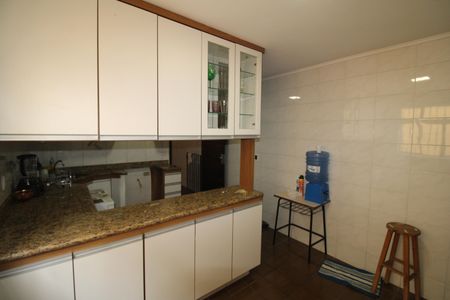 Casa para alugar com 125m², 5 quartos e 2 vagasCozinha