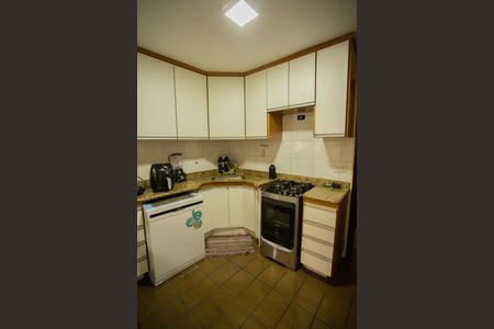 Casa para alugar com 125m², 3 quartos e 2 vagas Casa para alugar com 125m², 3 quartos e 2 vagasCOZINHA