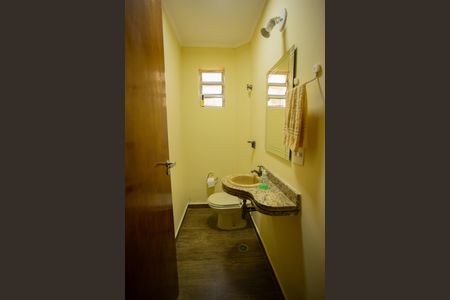 Casa para alugar com 125m², 3 quartos e 2 vagas Casa para alugar com 125m², 3 quartos e 2 vagasLAVABO