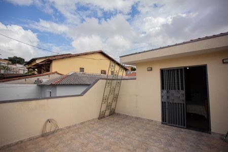 VARANDA DO QUARTO 1- SUÍTE de casa para alugar com 3 quartos, 125m² em São Domingos, São Paulo