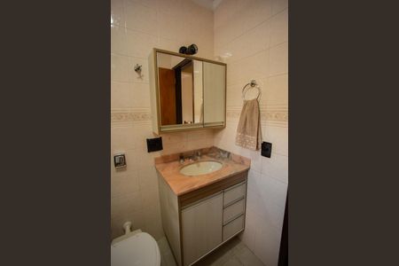 Casa para alugar com 125m², 3 quartos e 2 vagas Casa para alugar com 125m², 3 quartos e 2 vagasBANHEIRO DA SUÍTE