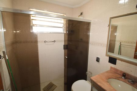 Casa para alugar com 125m², 5 quartos e 2 vagasQuarto 1 - Banheiro