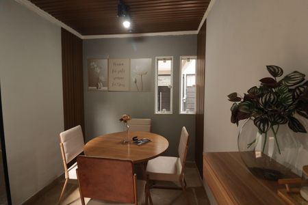 Casa para alugar com 180m², 2 quartos e 2 vagasSala