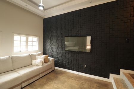 Casa para alugar com 180m², 2 quartos e 2 vagasSala