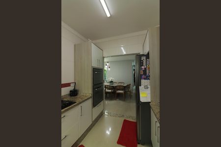Casa à venda com 150m², 3 quartos e 4 vagasCozinha 
