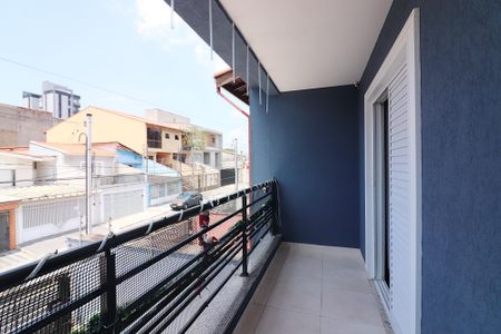 Casa à venda com 150m², 3 quartos e 4 vagasSuíte 1 Sacada 