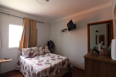 Casa à venda com 150m², 3 quartos e 4 vagasSuíte 2