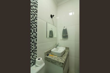 Casa à venda com 150m², 3 quartos e 4 vagasSuíte 3 Banheiro 