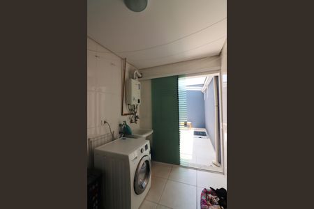 Casa à venda com 150m², 3 quartos e 4 vagasÁrea de Serviço