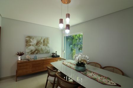 Casa à venda com 150m², 3 quartos e 4 vagasSala Jantar 