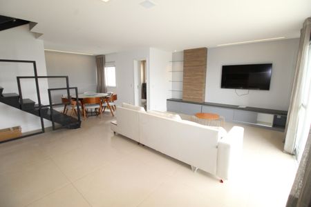 Apartamento para alugar com 133m², 2 quartos e 2 vagasSala