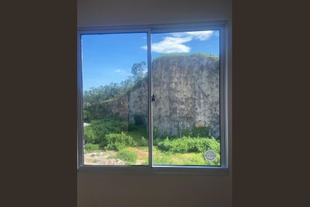 Apartamento para alugar com 2 quartos, 52m² em Colubandê, São Gonçalo