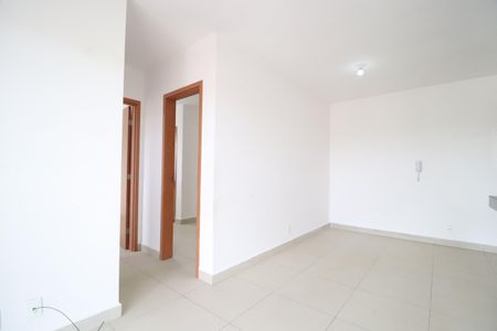 Sala de apartamento para alugar com 2 quartos, 60m² em Aclimação, Uberlândia