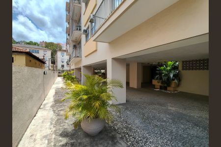 Apartamento para alugar com 100m², 3 quartos e 2 vagas Apartamento para alugar com 100m², 3 quartos e 2 vagasÁrea comum - Playground