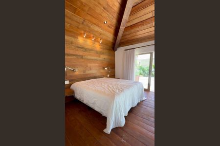 Casa de Condomínio à venda com 2 quartos, 196m² em , Nova Lima