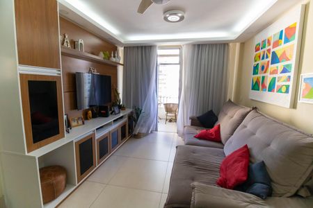 Apartamento à venda com 90m², 2 quartos e 1 vaga Apartamento à venda com 90m², 2 quartos e 1 vagaSala