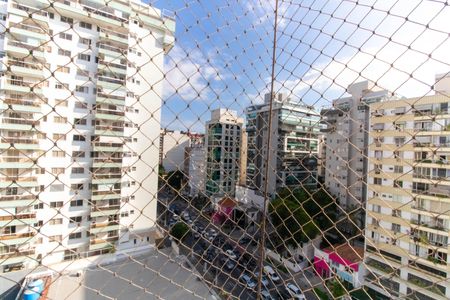 Vista da Sala de apartamento à venda com 2 quartos, 90m² em Icaraí, Niterói