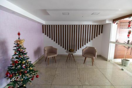 Apartamento à venda com 90m², 2 quartos e 1 vaga Apartamento à venda com 90m², 2 quartos e 1 vagaPortaria