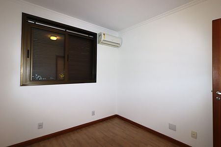 Apartamento à venda com 106m², 3 quartos e 2 vagasQuarto 3