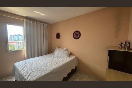 Apartamento à venda com 70m², 3 quartos e 1 vagaQuarto