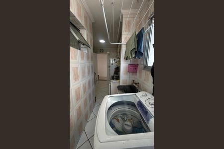 Apartamento à venda com 70m², 3 quartos e 1 vagaÁrea de Serviço