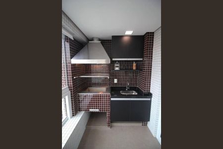 Apartamento à venda com 118m², 2 quartos e 3 vagasFoto 03