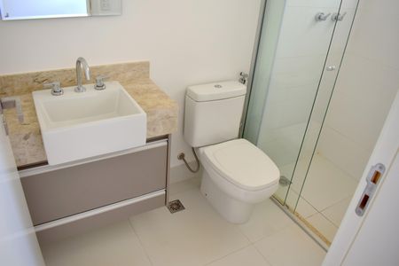 Apartamento para alugar com 80m², 2 quartos e 2 vagasBanheiro da Suíte 1