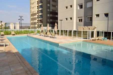 Apartamento para alugar com 80m², 2 quartos e 2 vagasÁrea comum - Piscina