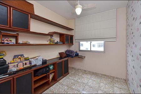 Apartamento à venda com 197m², 3 quartos e 2 vagasQuarto 2