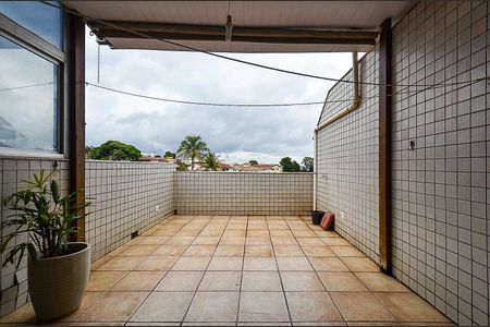 Apartamento à venda com 197m², 3 quartos e 2 vagasCobertura