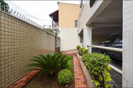 Apartamento à venda com 197m², 3 quartos e 2 vagasEntrada