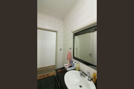 Casa à venda com 260m², 3 quartos e 2 vagasBanheiro Social