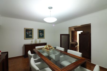 Casa à venda com 260m², 3 quartos e 2 vagasSala de Jantar