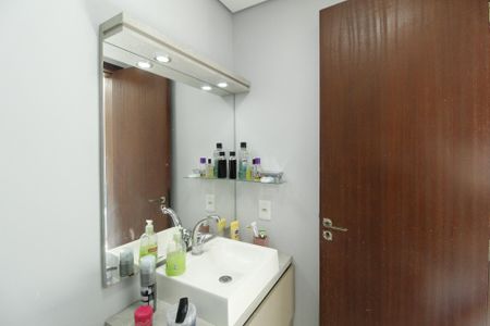 Apartamento à venda com 37m², 1 quarto e sem vagaBanheiro