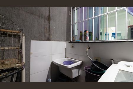 Casa à venda com 60m², 2 quartos e 1 vaga Casa à venda com 60m², 2 quartos e 1 vagaÁrea de Serviço