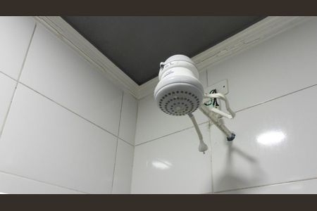 Casa à venda com 60m², 2 quartos e 1 vaga Casa à venda com 60m², 2 quartos e 1 vagaBanheiro