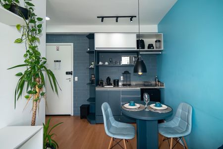 Apartamento para alugar com 26m², 1 quarto e 1 vagaSala / Cozinha