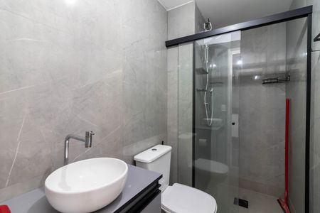 Apartamento para alugar com 34m², 2 quartos e sem vaga Apartamento para alugar com 34m², 2 quartos e sem vagaBanheiro