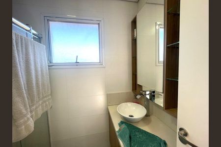 Apartamento à venda com 113m², 2 quartos e 2 vagasBanheiro do Quarto 1