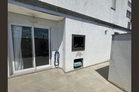 Apartamento à venda com 113m², 2 quartos e 2 vagasChurrasqueira