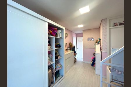 Apartamento à venda com 113m², 2 quartos e 2 vagasQuarto 2