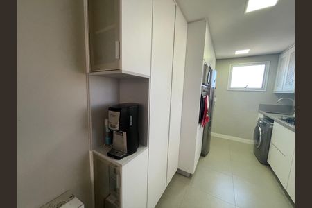 Apartamento à venda com 113m², 2 quartos e 2 vagasCozinha - Armários