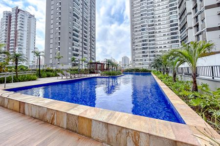 Apartamento à venda com 65m², 2 quartos e 1 vagaÁrea comum - Piscina