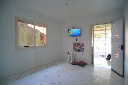 Casa à venda com 90m², 3 quartos e 2 vagassala