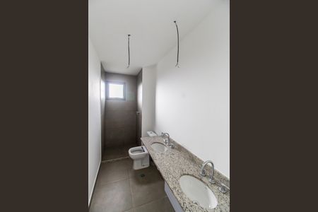 Apartamento à venda com 94m², 2 quartos e 2 vagasBanheiro da Suíte